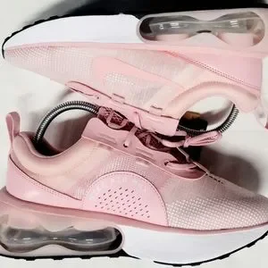 Nike | Shoes | Nike Air Max 22 Gs Size 7y Sneaker Shoes 